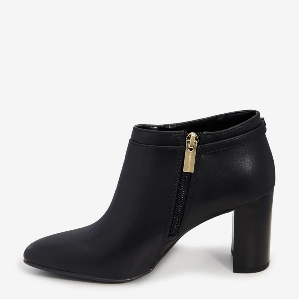 Vince Camuto ✨ Women’s Coorin Bootie in Black Size 7.5 Brand New - Picture 3 of 6